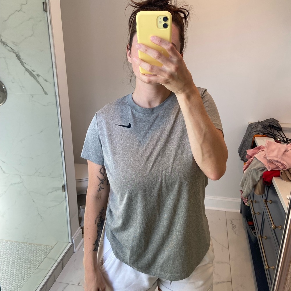 Nike tee